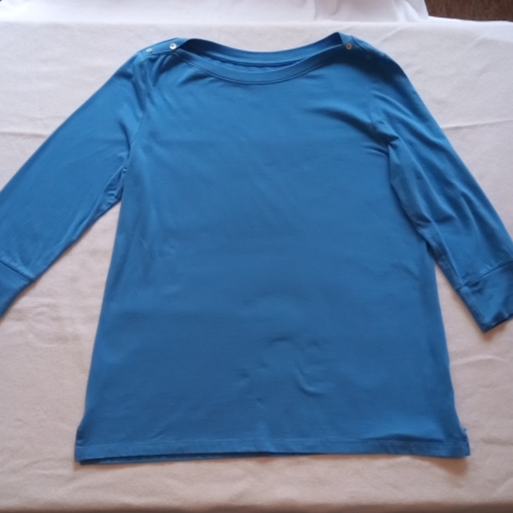 Long sleeve blue shirt